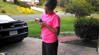 Кролика отпустили к маме - смотреть видео (0:50)