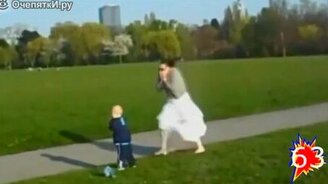 Забавные моменты с девушками и женщинами - смотреть видео (7:56)