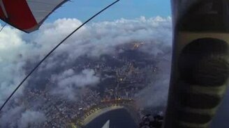 Захватывающий полёт двух смельчаков - смотреть видео (2:46)