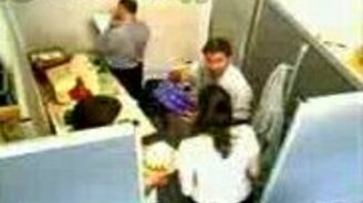 Взаимный сюрприз - смотреть видео (0:43)