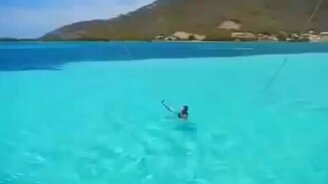 Учиться кайтингу очень не просто - смотреть видео (0:46)