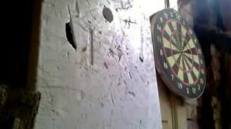 Дартс по-русски - смотреть видео (0:37)