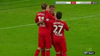 Самый загадочный футбольный гол - смотреть видео (1:23)