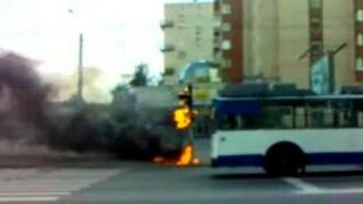 Светофор загорелся - смотреть видео (2:24)