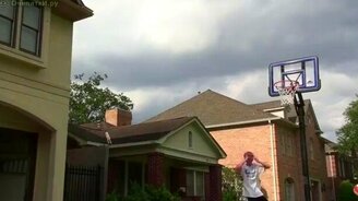 Нестандартный баскетбол - смотреть видео (5:38)