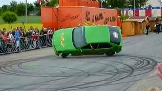 Самый крутой водитель - смотреть видео (0:55)