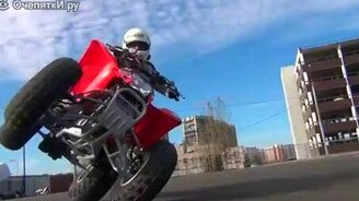 9-летний каскадёр на квадроцикле - смотреть видео (1:11)