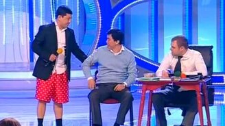 Аферист берёт кредит в банке - смотреть видео (3:51)