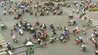 Город мотоциклистов - смотреть видео (0:10)