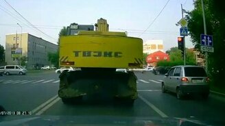 Как правильно вставить задний фонарь - смотреть видео (0:26)