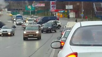 Регулировщик-доброволец - смотреть видео (1:06)