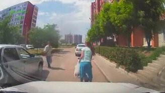 Нормальные мамаши? - смотреть видео (3:35)