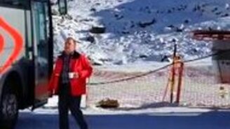 Повтор трюка с лыжей удался на славу! - смотреть видео (1:12)