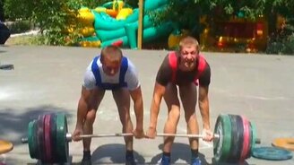 Гришка, давай держи! - смотреть видео (0:32)