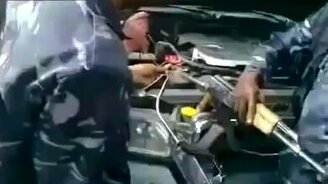 Чем прикурить севший аккумулятор? - смотреть видео (0:27)
