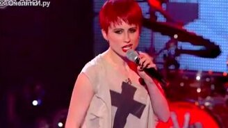 Эксцентричная певица - смотреть видео (1:42)