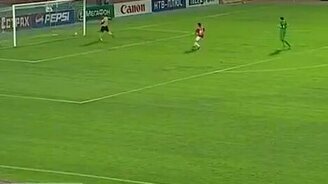 Не успел за мячом - смотреть видео (1:12)