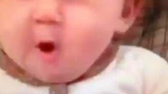 Вот так голос у малыша - смотреть видео (0:06)