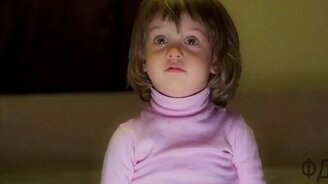 Девочка 2 года читает стихи - смотреть видео (0:40)