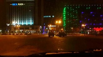 Дрифт тракторов-уборщиков - смотреть видео (2:42)