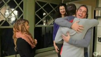 М и Ж меняются местами на Рождество - смотреть видео (3:25)