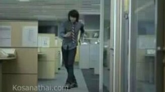 Тайская реклама джинсов - смотреть видео (0:47)