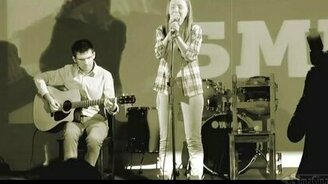 Вокал симпатичный, а песня странная - смотреть видео (4:36)