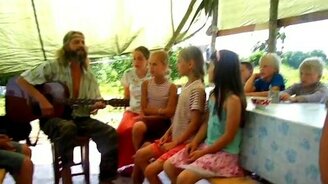 Воспитание будущего поколения - смотреть видео (2:21)