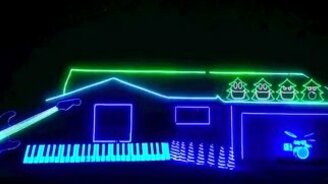 Световое рождественское шоу - смотреть видео (2:40)