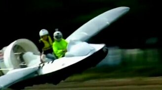 Самодельный летательный аппарат - смотреть видео (1:16)