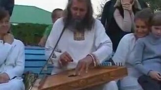 Русская земля в исполнении гусляра - смотреть видео (5:43)