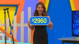 Слишком обрадовалась выигрышу - смотреть видео (0:19)