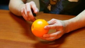 Как сделать свечу из апельсина - смотреть видео (2:40)