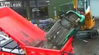 Трагическая кончина авто - смотреть видео (2:37)