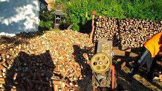 Дровозаготовительная машина - смотреть видео (3:04)