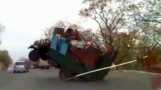 Здорово перегрузили машину - смотреть видео (0:22)
