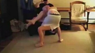 Девушка победила парня - смотреть видео (0:50)