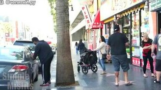 Розыгрыш со взломом автомобиля - смотреть видео (1:33)