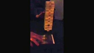 Ловкий ручной трюк - смотреть видео (0:14)