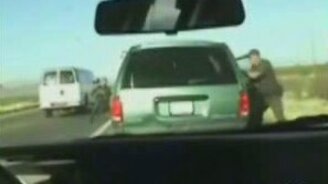 В догонялки с полицейским - смотреть видео (0:44)