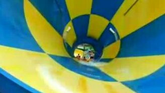 Захватывающий аттракцион - смотреть видео (0:30)