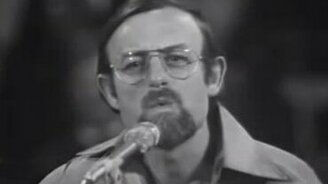 А вы умеете так свистеть? - смотреть видео (2:18)