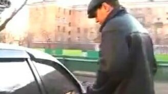 Захотел угнать машину - смотреть видео (0:22)