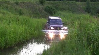 УАЗ Патриот купается - смотреть видео (6:01)