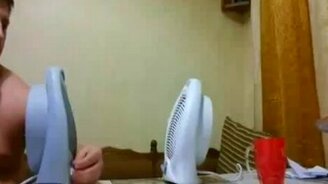 Как заставить самолёт зависнуть? - смотреть видео (0:33)