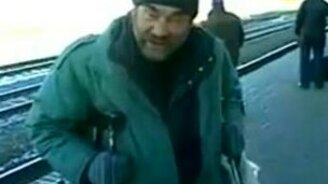 Бомж спел песню Тома Джонса - смотреть видео (0:25)