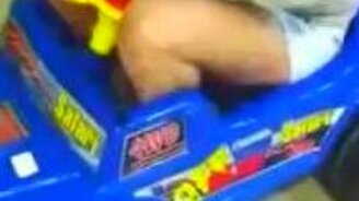 Красноречивое видео про женщин за рулём - смотреть видео (0:12)