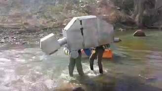 Провал робота из "Звёздных войн" - смотреть видео (0:53)