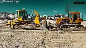 Битвы автомобильных гигантов - смотреть видео (3:02)