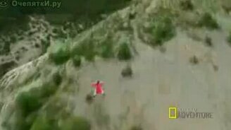 Человек летает - смотреть видео (2:45)